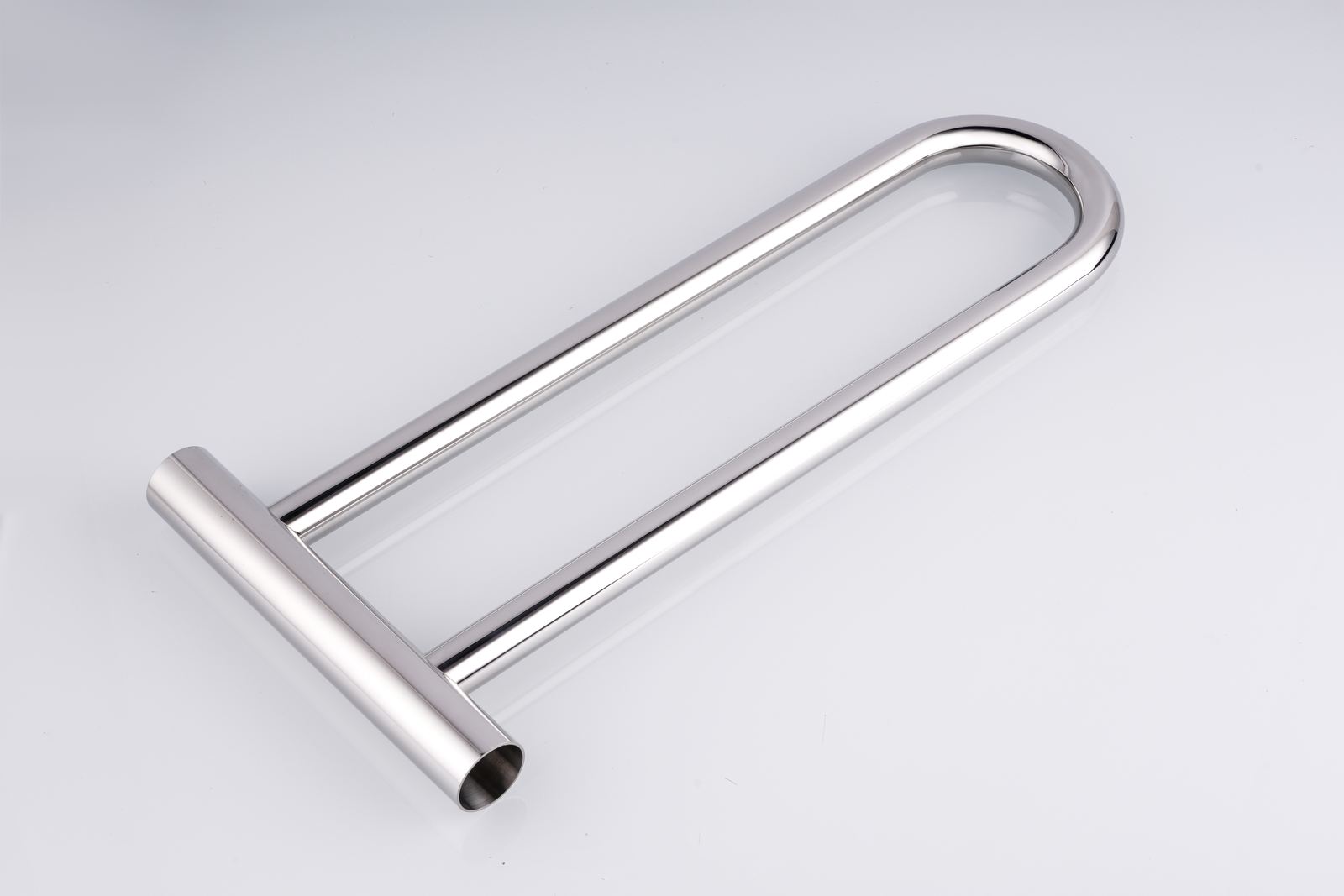 Mirror-polished stainless steel tube handle